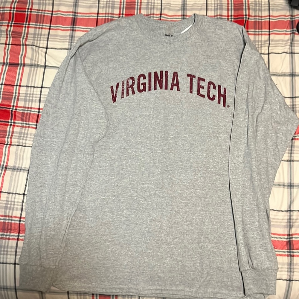 Virginia Tech long-sleeve shirt